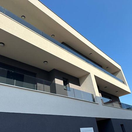 Apartments Harmony Hills Пула Екстериор снимка