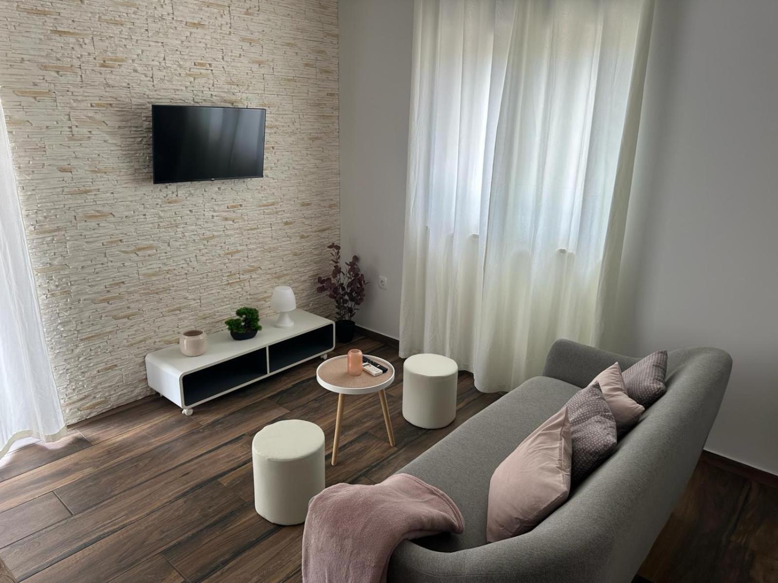 Apartments Harmony Hills Пула Екстериор снимка