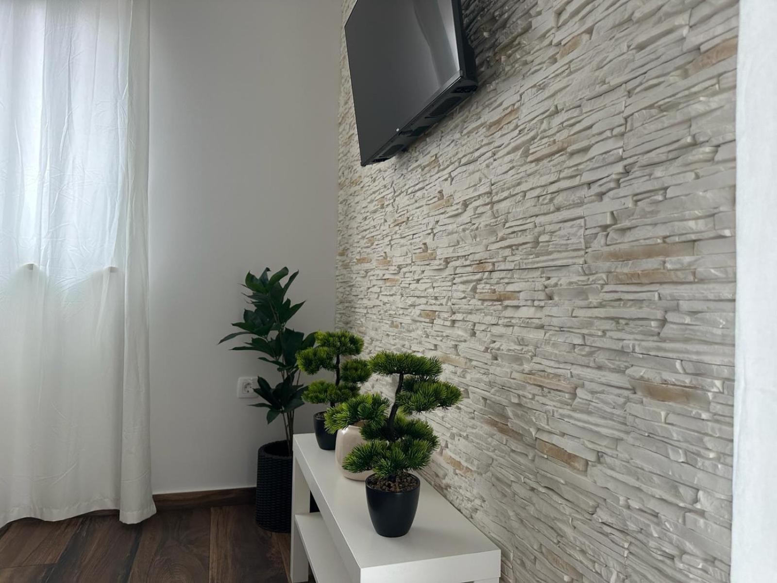 Apartments Harmony Hills Пула Екстериор снимка
