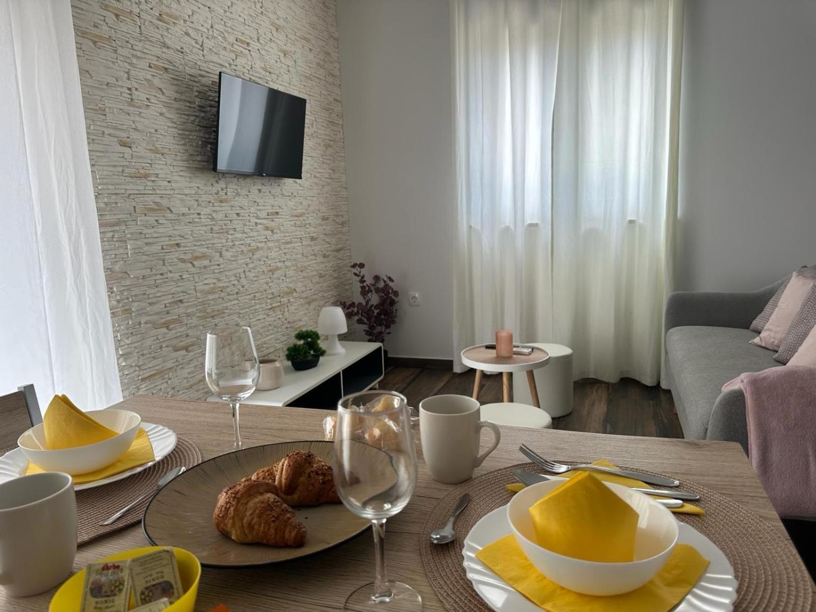 Apartments Harmony Hills Пула Екстериор снимка