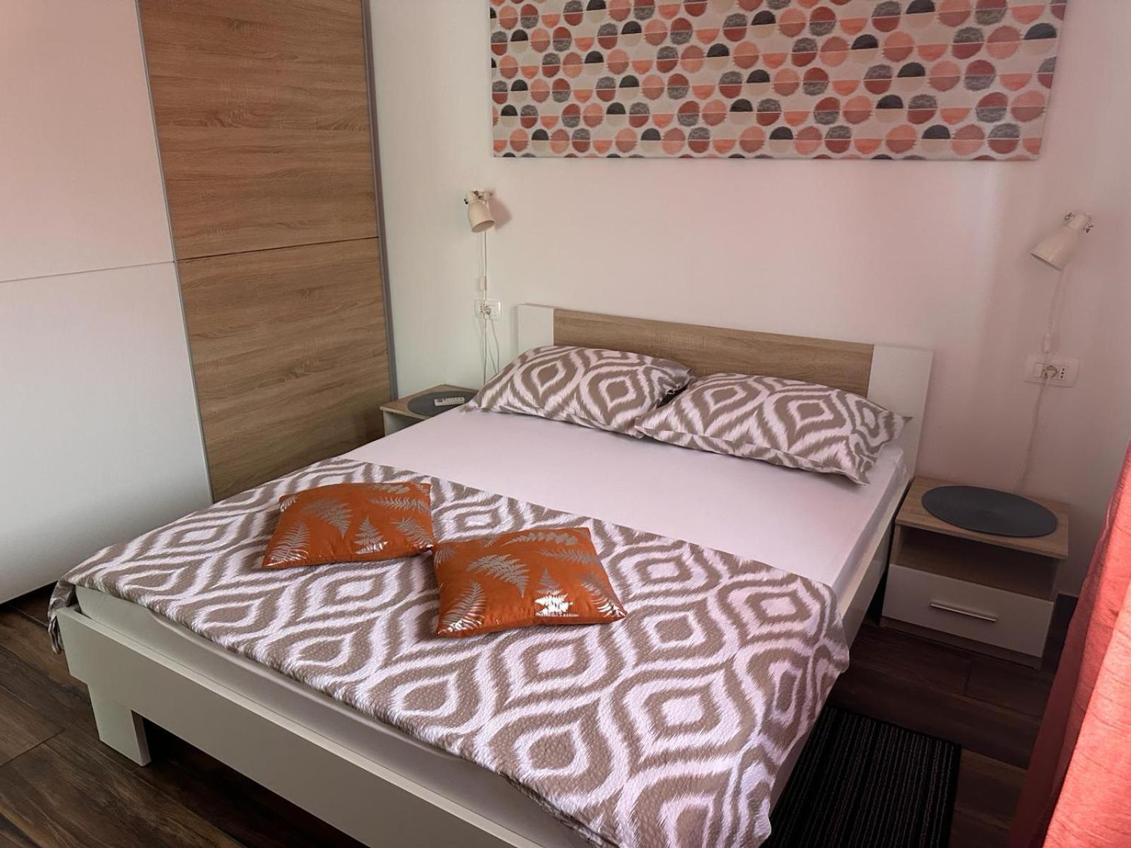 Apartments Harmony Hills Пула Екстериор снимка