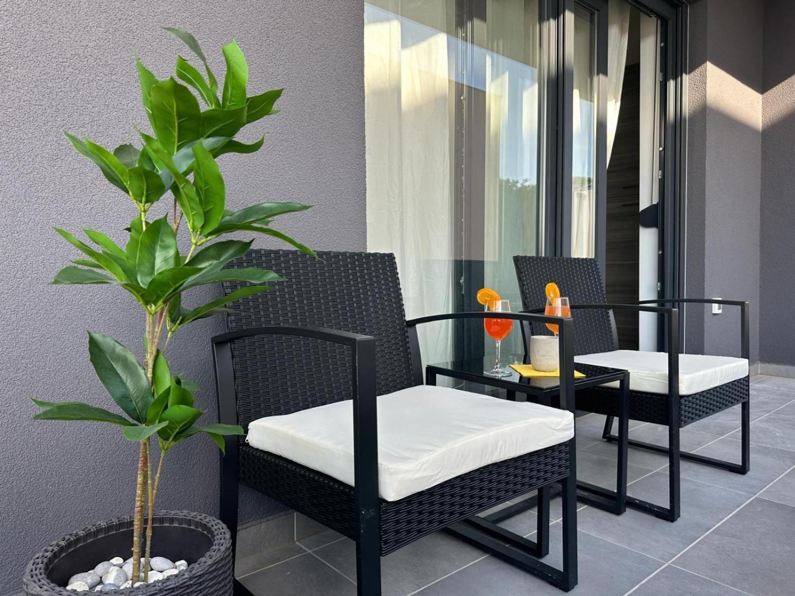 Apartments Harmony Hills Пула Екстериор снимка